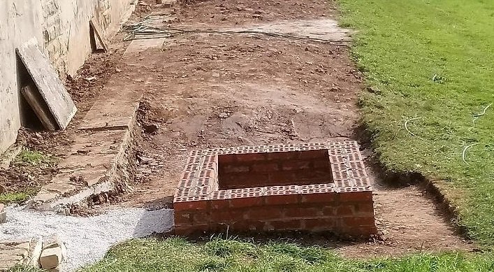 manhole up to ground